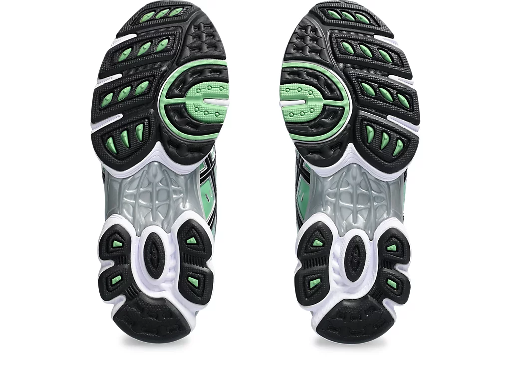 GEL-NIMBUS 9 - White/Bamboo