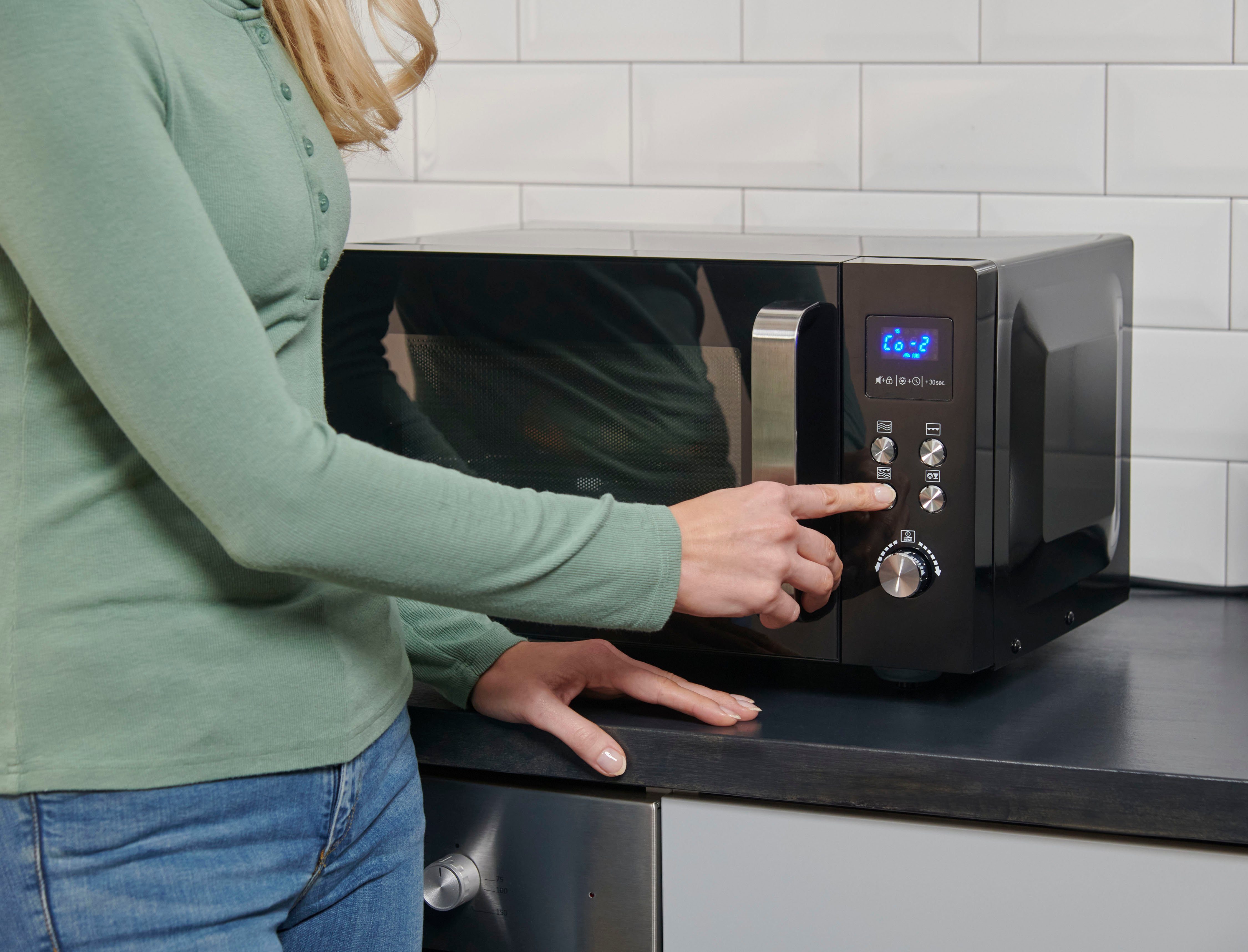 Severin Mikrowelle MW 7763, Grill, Mikrowelle, 25 l, 2-in-1 Mikrowelle mit Glasboden und Grill