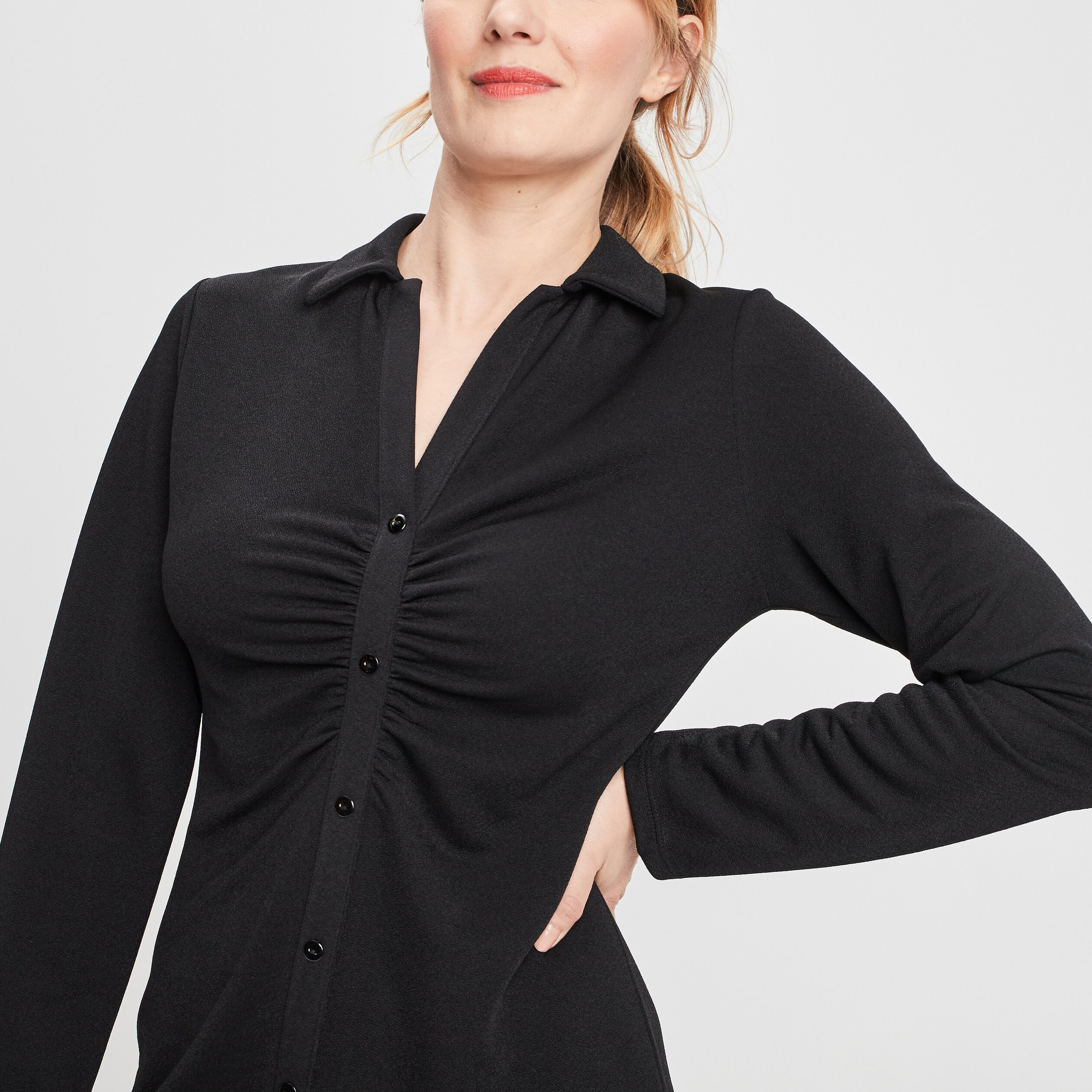 Robe ajustée froncée noir femme | La Halle