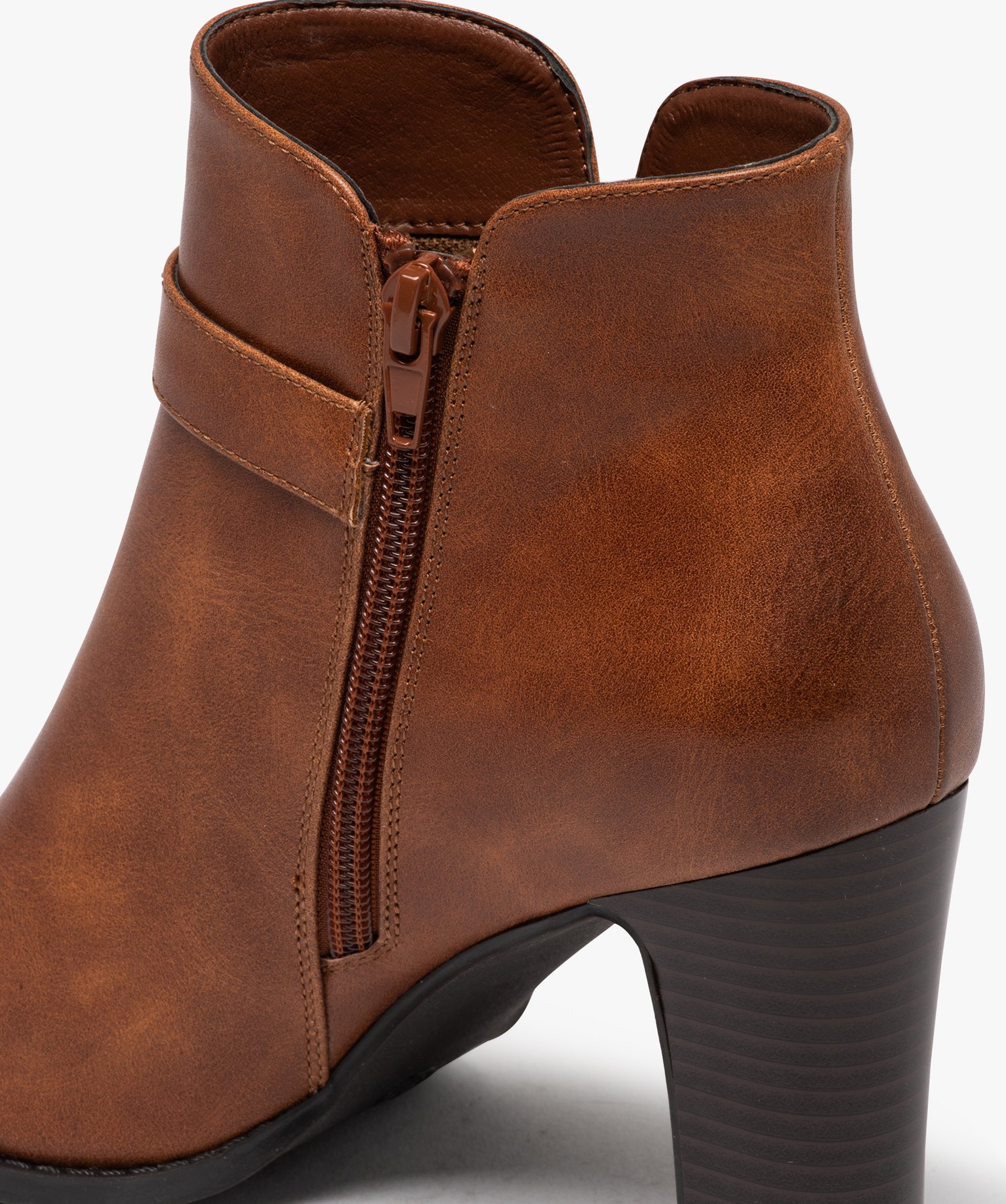 Boots femme unies à talon haut carré avec bride à boucle camel | GEMO