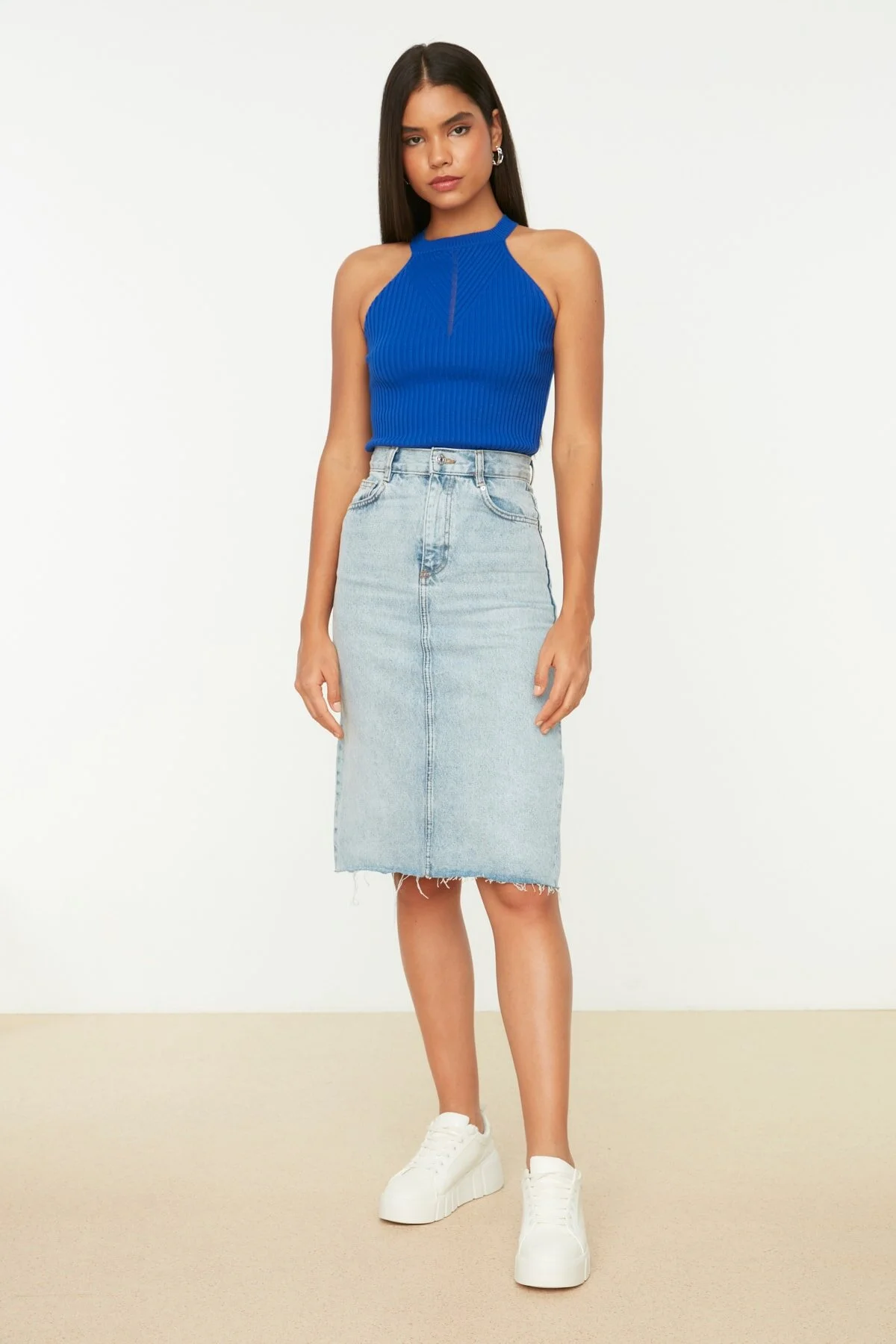 Trendyol Collection  Saks Basic Neckholder-Strickbluse TWOSS20BZ0124