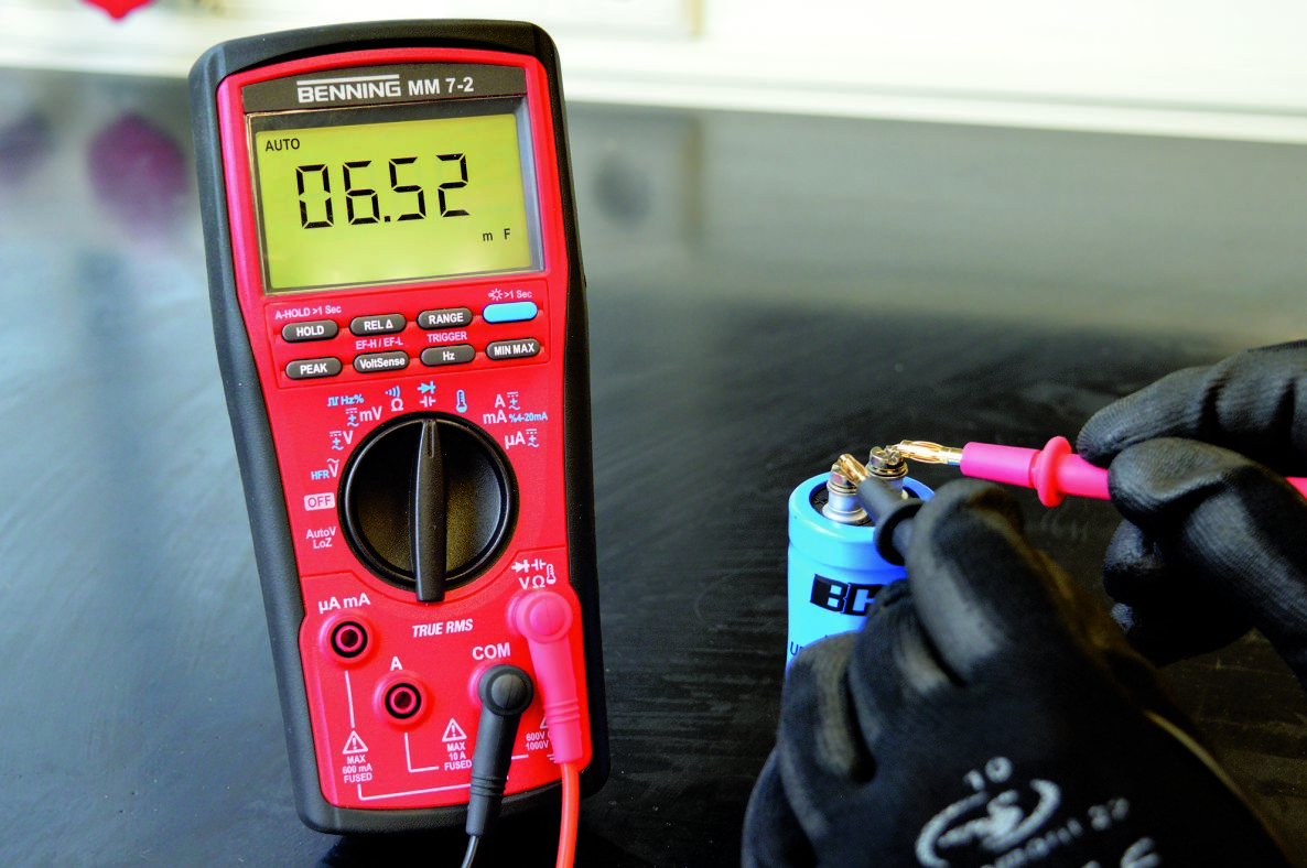 Benning 044690 MM 7-2 digitalni multimeter TRUE RMS