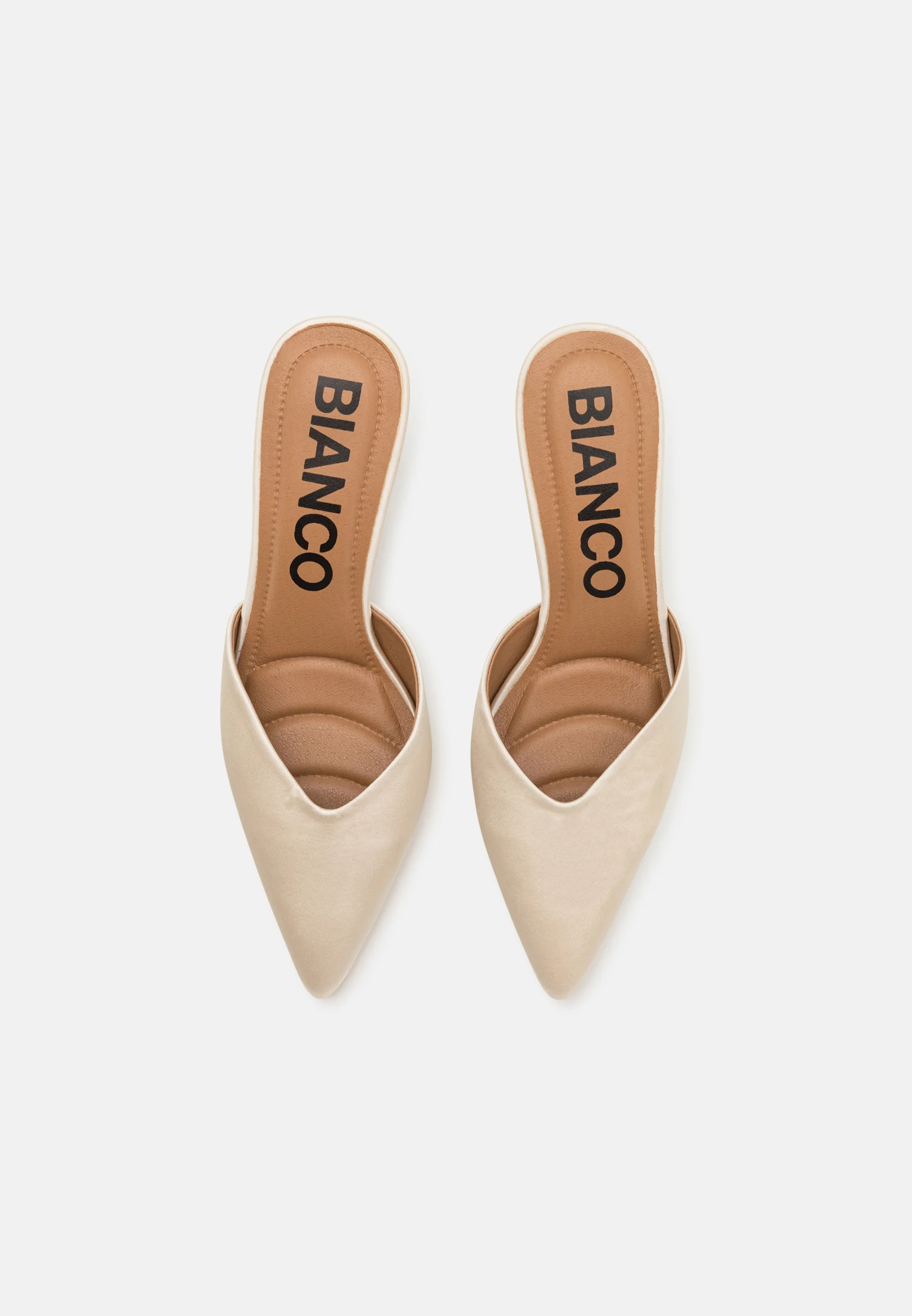 MULE BIAGLAM Blanco - Pantuflas