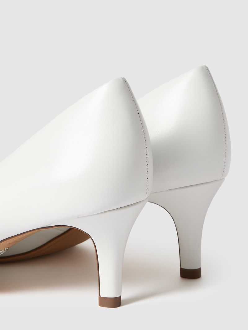Pumps in Leder-Optik in weiß