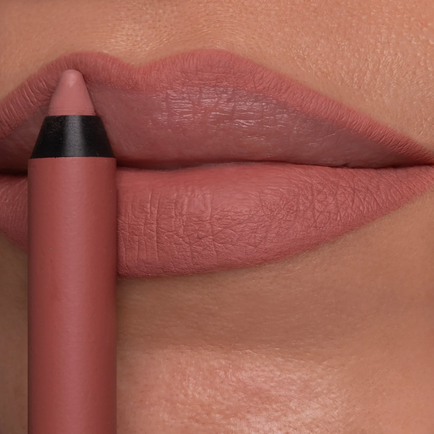 Delineador de labios Stay On Me - Lápiz de labios