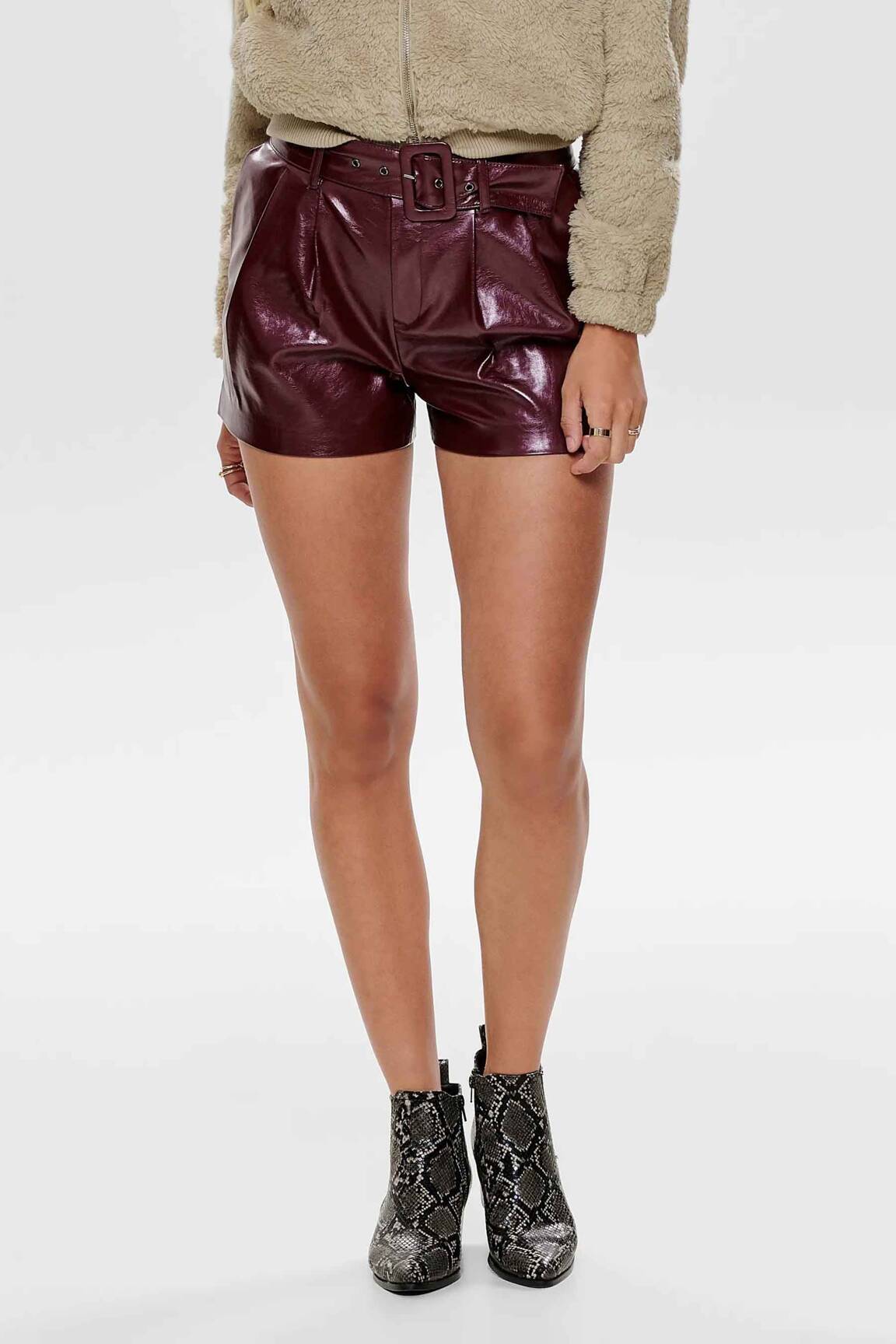 Only Shorts 1 Femme couleur rouge