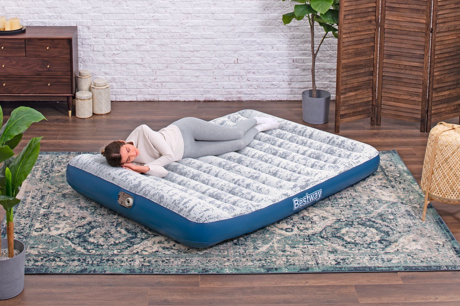 Bestway Luftbett Double 2 Personen selbstaufblasend Elektropumpe 203 x 152 x 30 cm