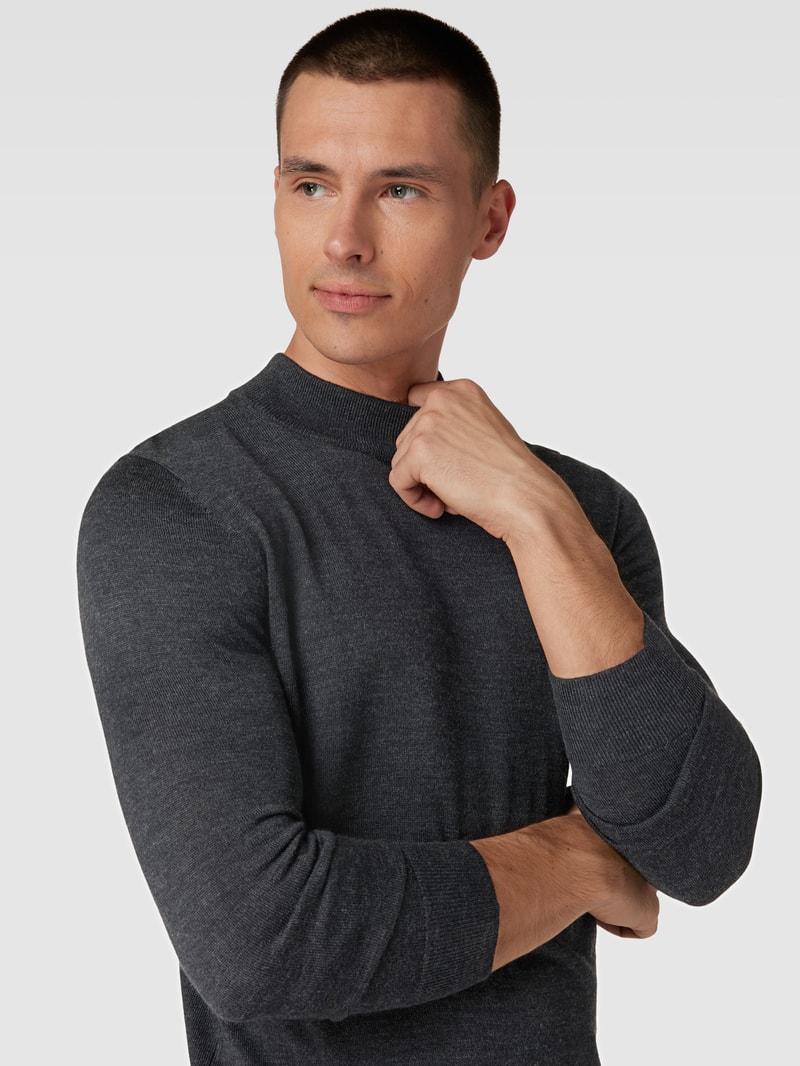 Strickpullover mit Rollkragen in anthrazit meliert
