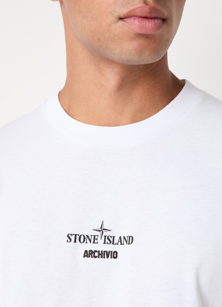 Stone Island 2NS91 T-krekls ar logotipu un apdruku aizmugurē
