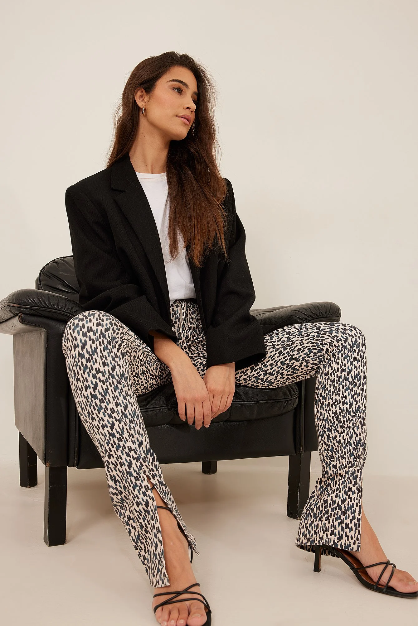 Skinny-Jeans mit Frontschlitz