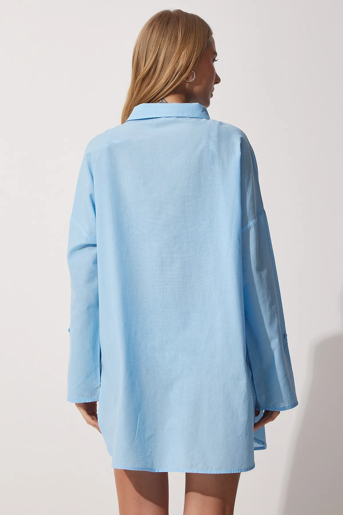 Happiness İstanbul  Blaues Hemd-Strandkleid für Damen UB00018