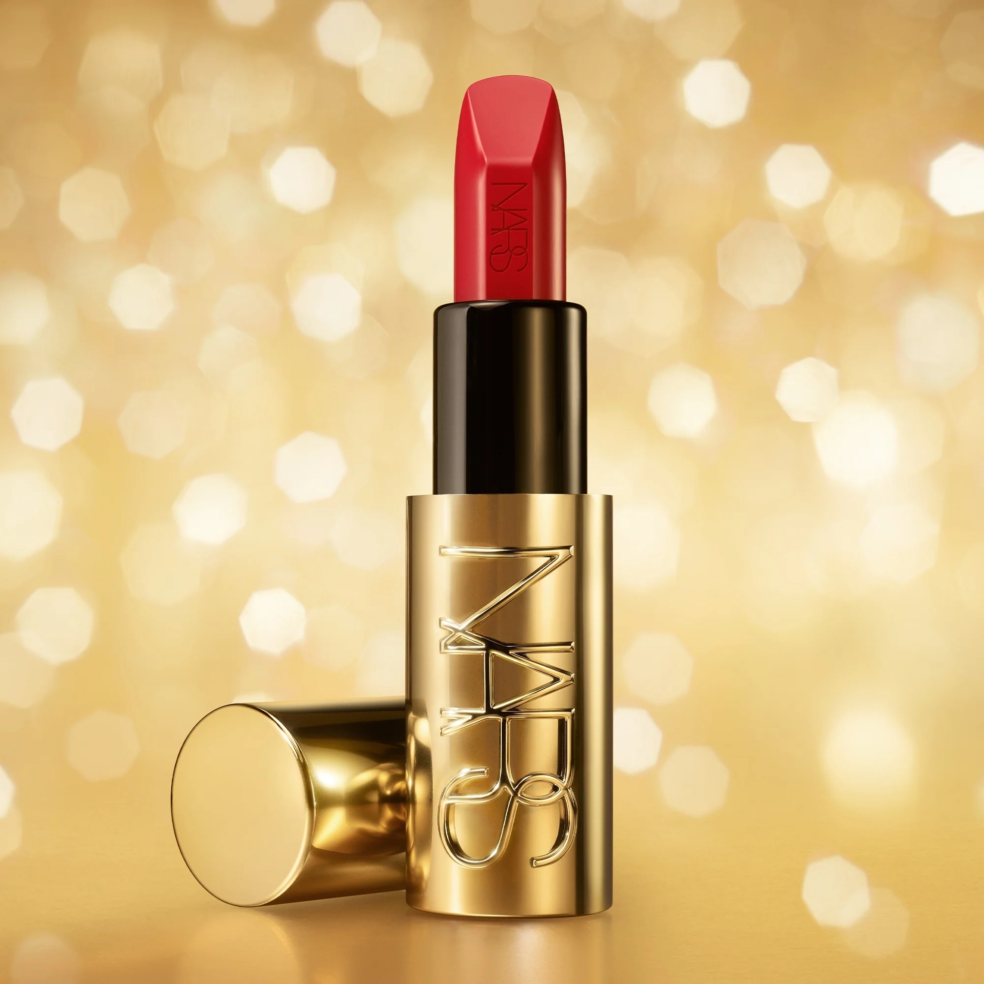 Labial ULTIMATE LUXURY EXPLICIT LIPSTICK DE LARGA DURACIÓN - Labial
