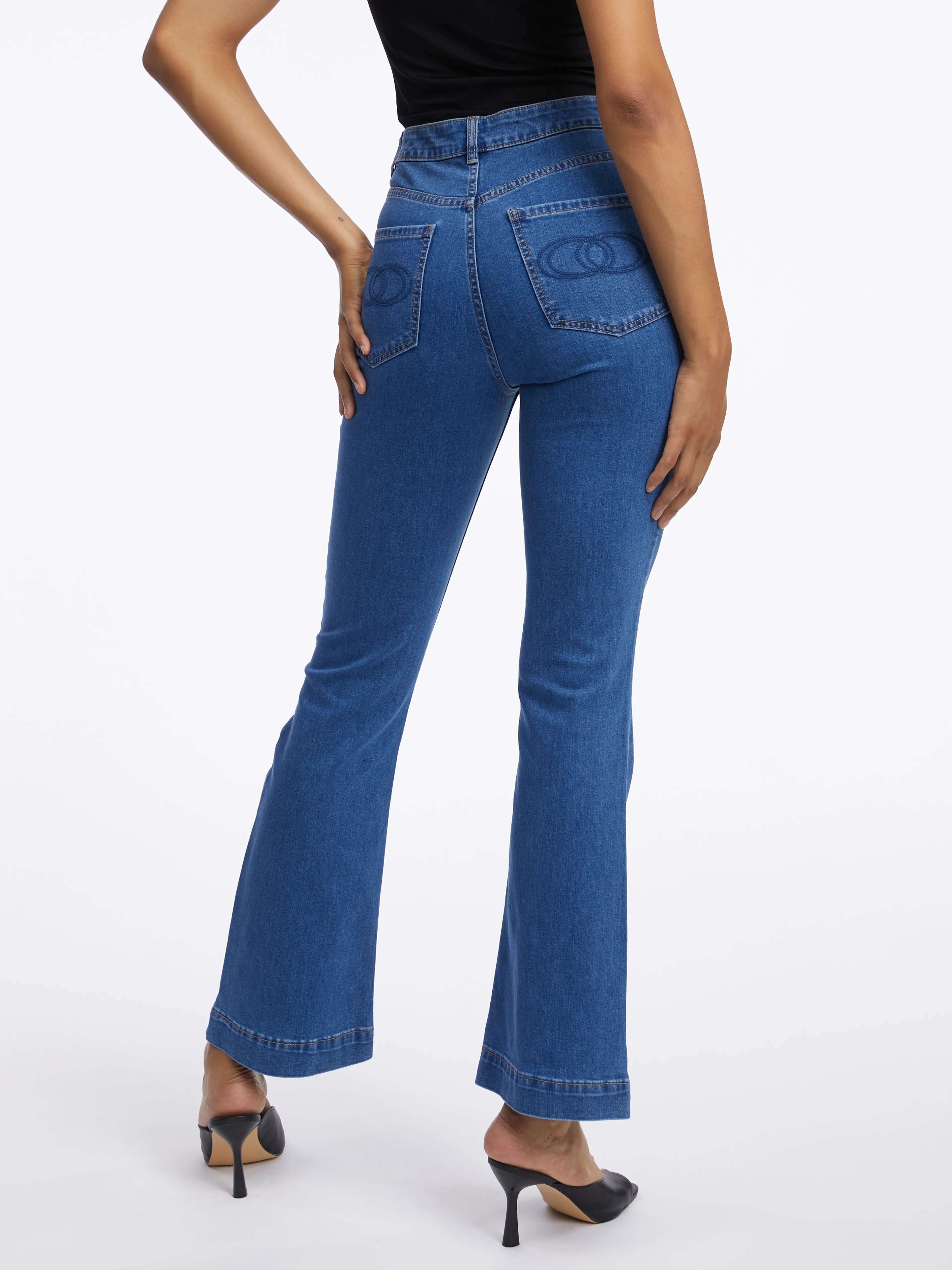 Dunkelblaue Damenjeans mit ausgestellter Passform ORSAY