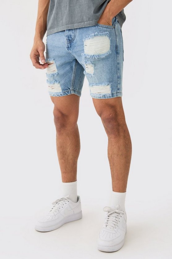 Zerrissene Slim-Fit Jeansshorts in Hellblau