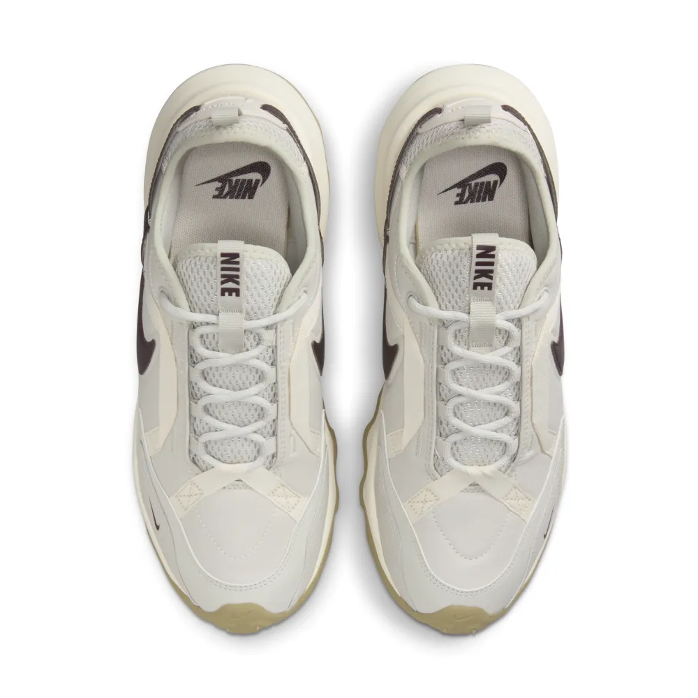 Nike TC 7900 DD9682-003 / grau