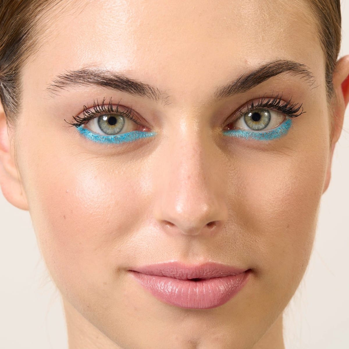 Kajal Contour & Glide Waterproof 087, 0,5 g