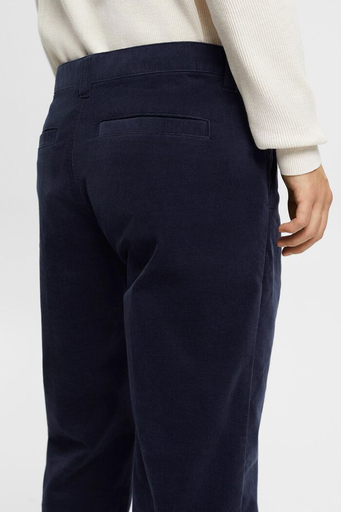 Cordhose mit weitem Bein