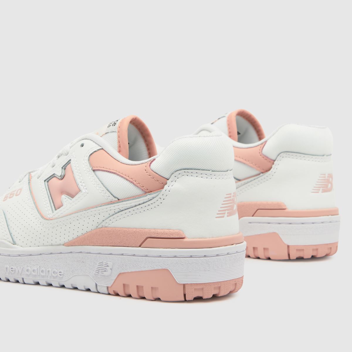 New Balance bb550 cipők fehér és rózsaszín színben