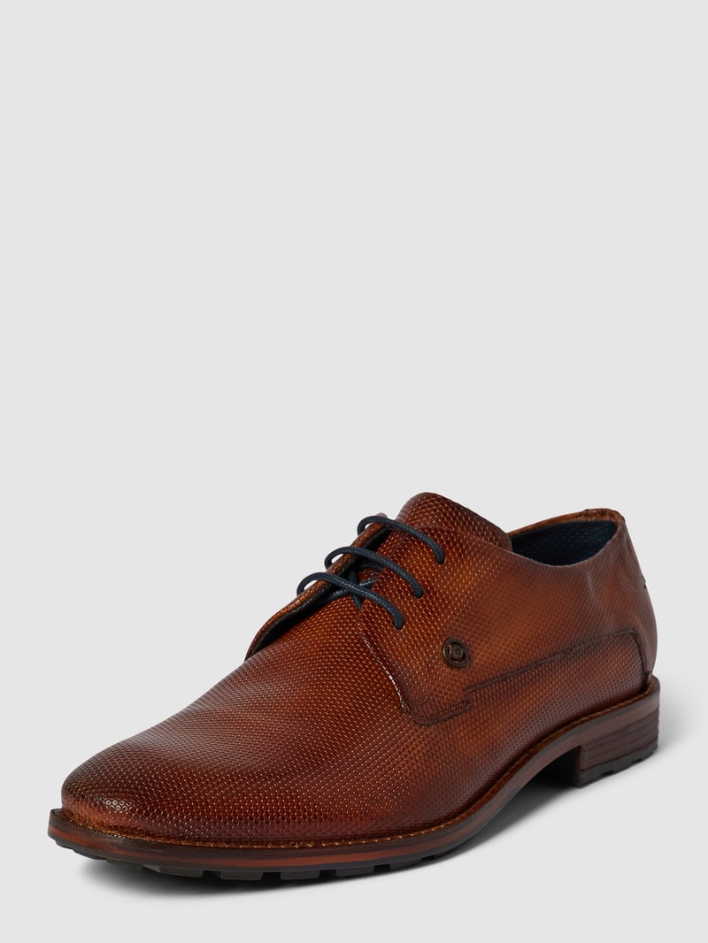 Derby-Schuhe mit Strukturmuster Modell 'Mano' in cognac