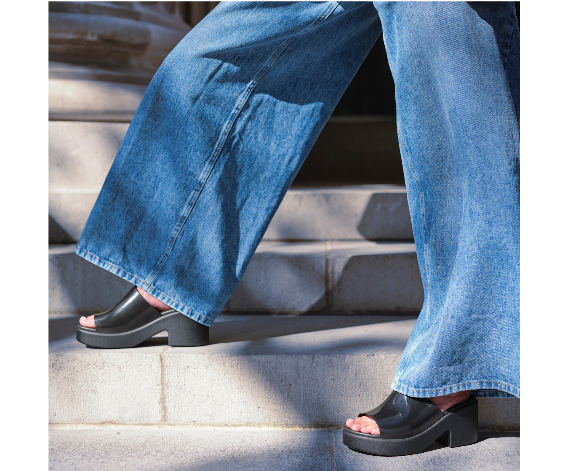 Brooklyn Slide High Shine Heel - Sandal