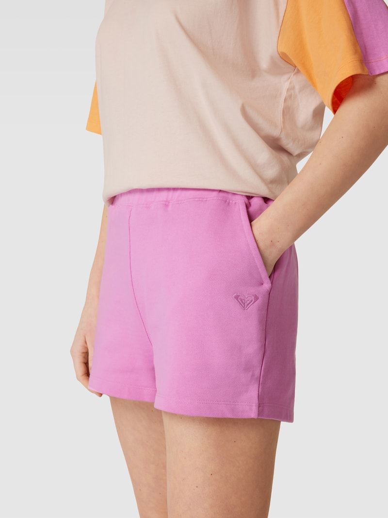 Sweatshorts mit Label-Stitching in pink