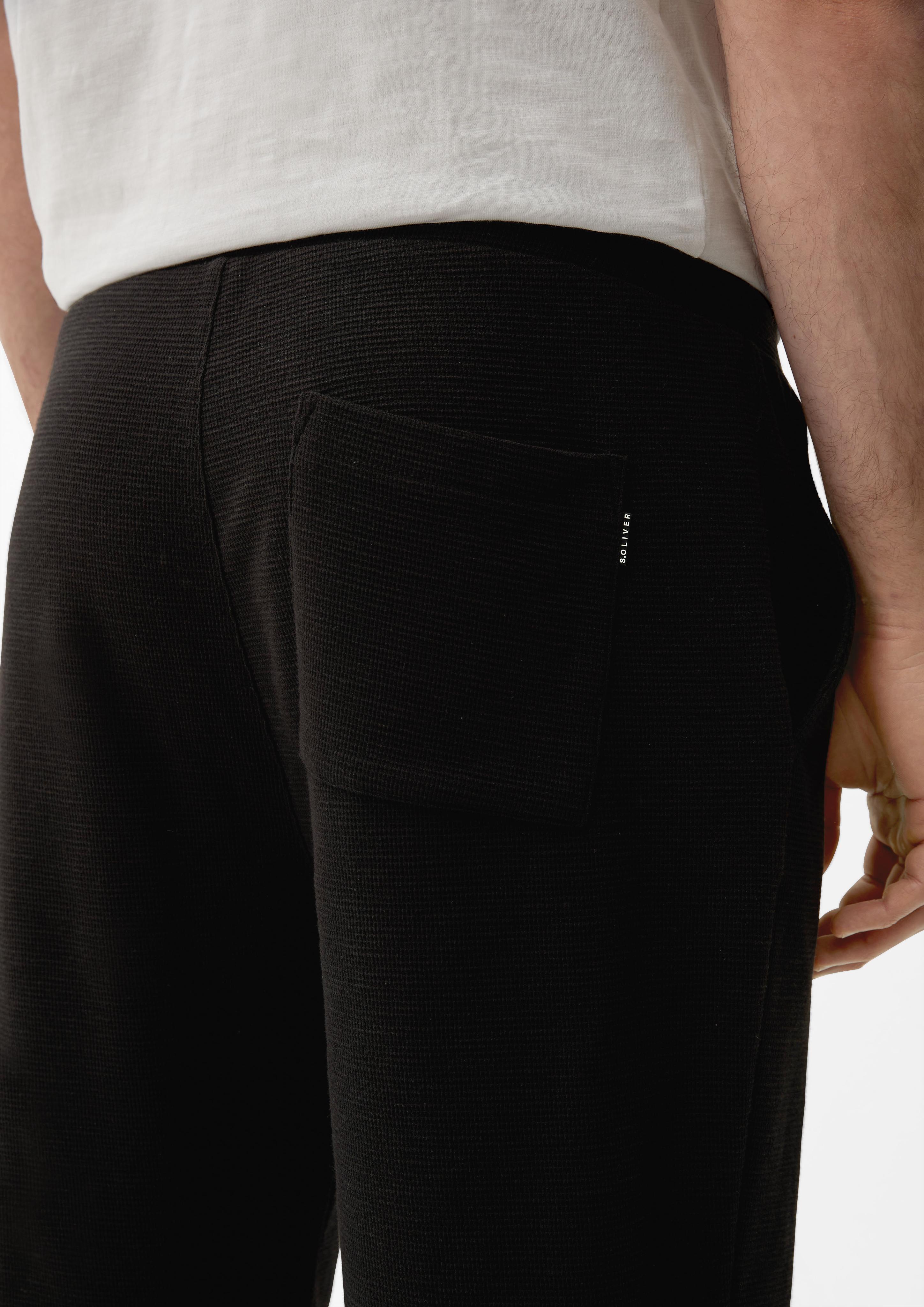 Relaxed: Shorts mit Waffelpiqué-Struktur  2133087-9999