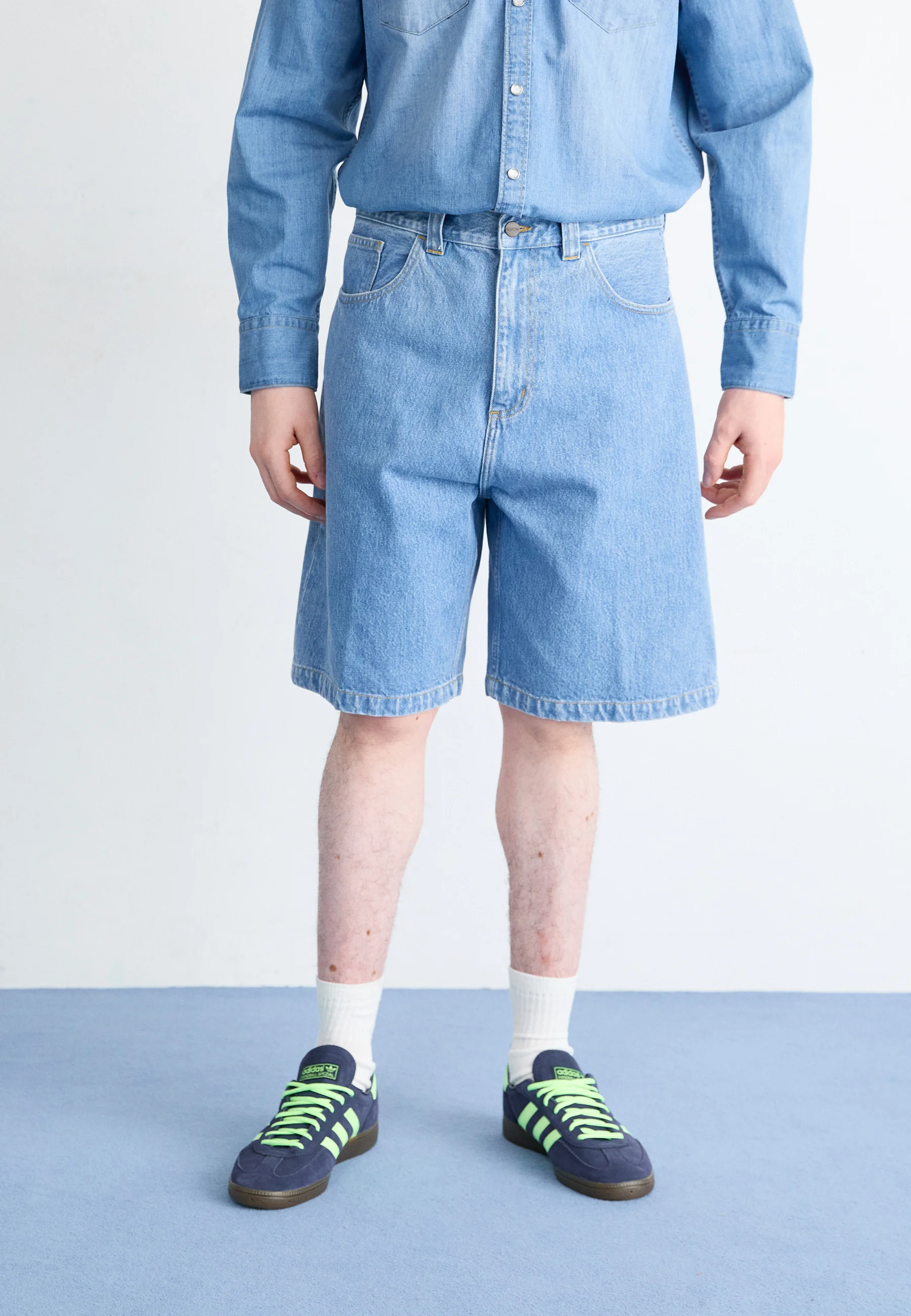 Carhartt WIP BRANDON - Pantalones cortos vaqueros