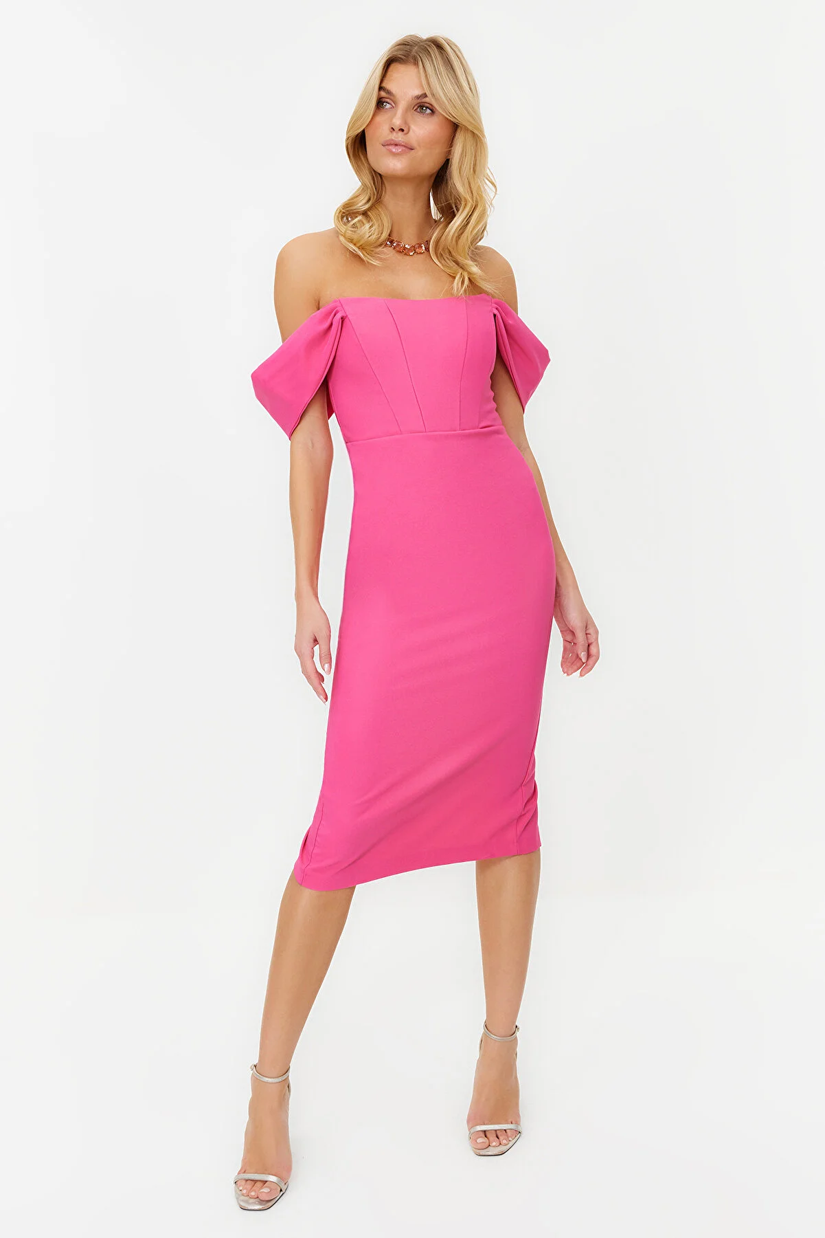 Trendyol Collection  Rosa, figurbetontes, gewebtes Korsett, detailliertes, elegantes Abendkleid TPRSS22EL00097