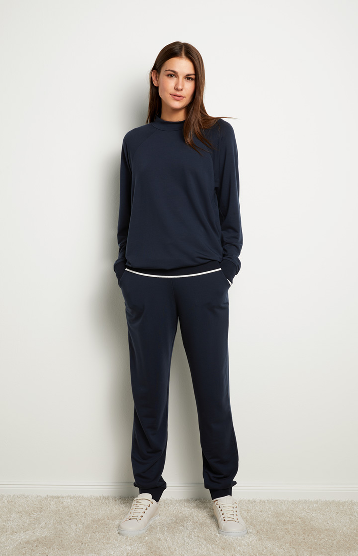 Loungewear Longsleeve in Midnight-Blau