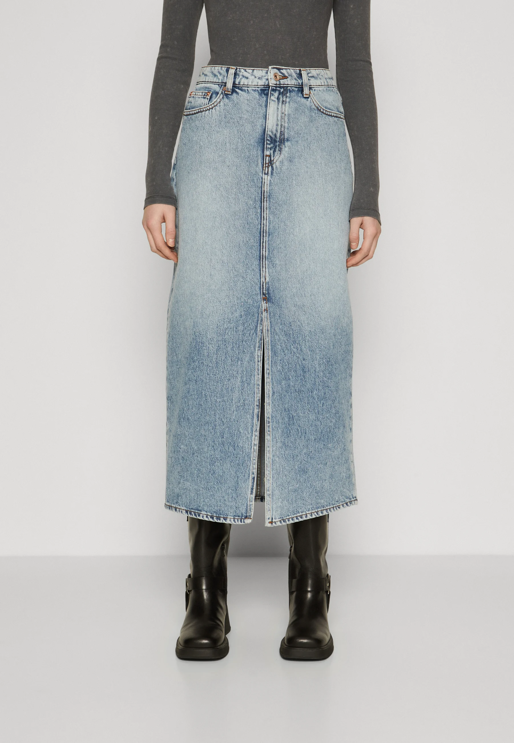 ONLY Tall ONLAYOE FRONT SLIT MIDI - Falda vaquera