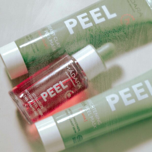 MÁDARA Peel Hyaluron Intense Peel Serum Gesichtspeeling