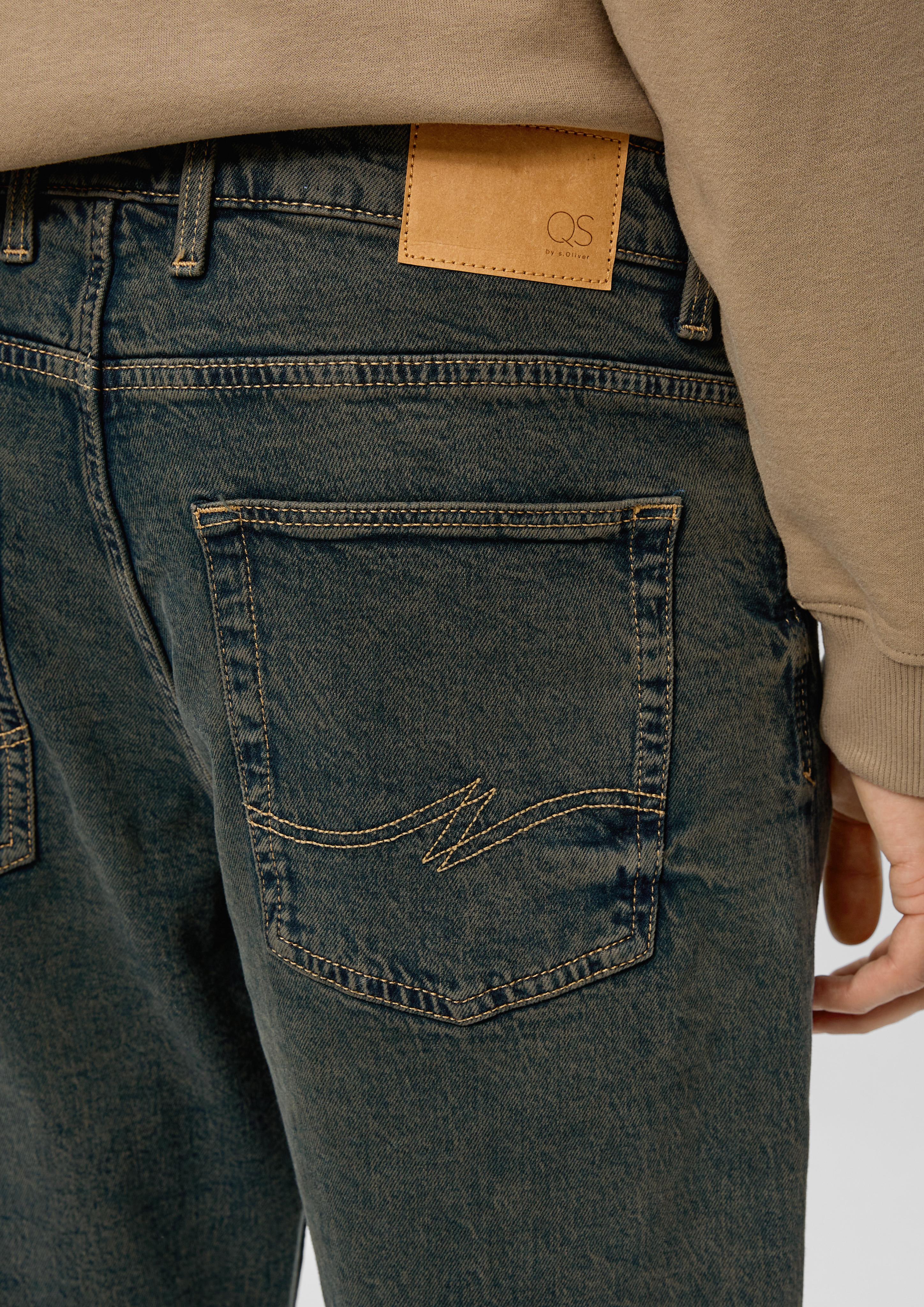 Jeans / Relaxed Fit / Mid Rise / Tapered Leg  2120278-65Z9