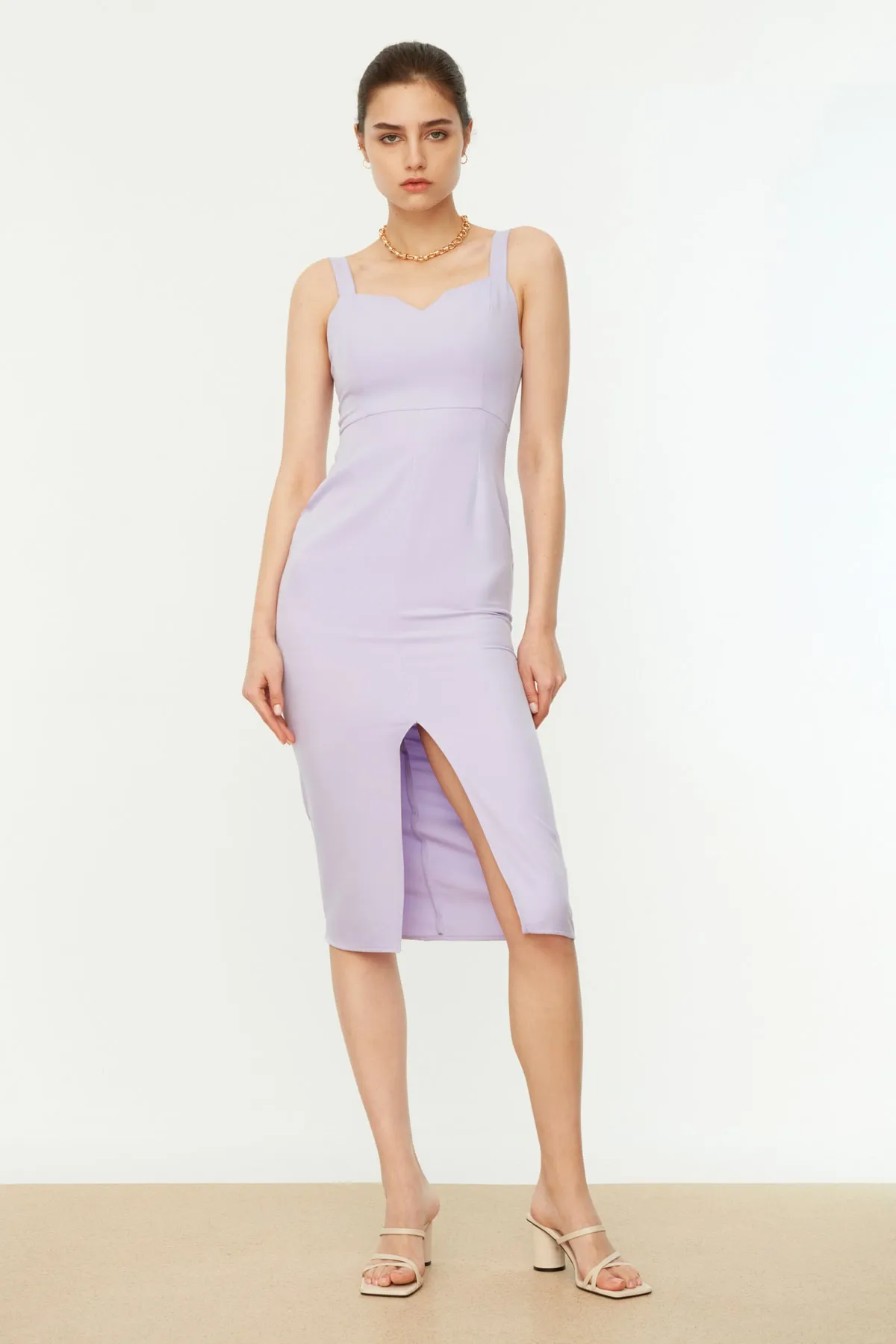 Trendyol Collection  Lila gewebtes Kleid mit Schlitz TWOSS19BB0216