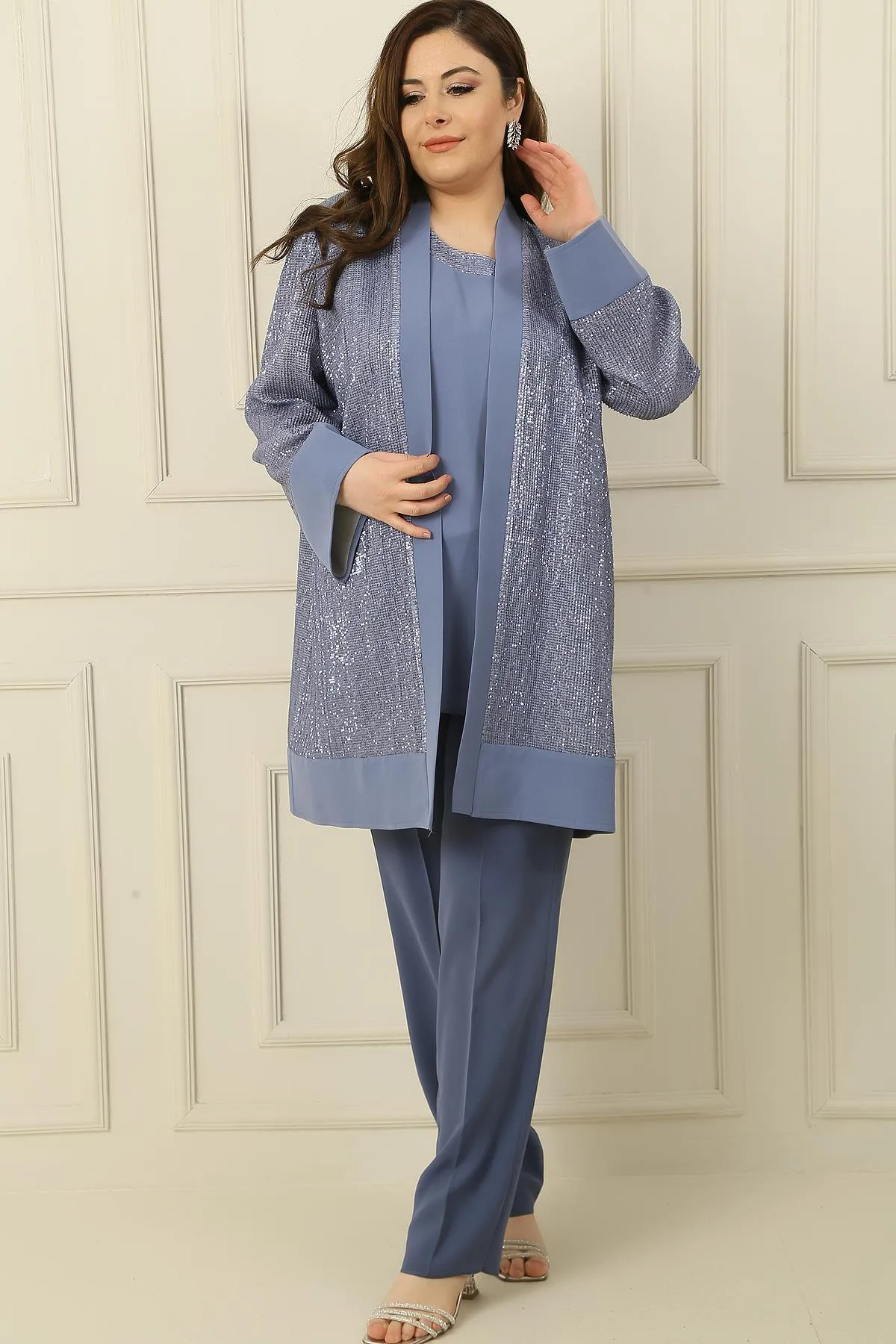 By Saygı  3-teiliges Set in Übergröße mit Jacke, Bluse und Hose mit Paillettendetails
