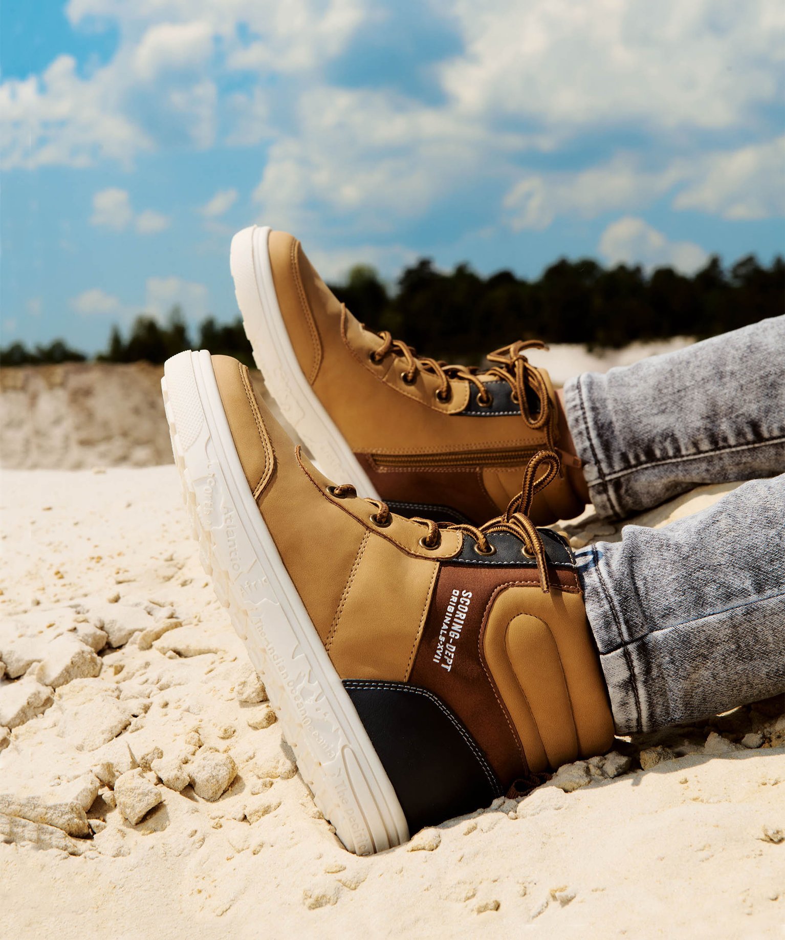 Boots Garçon mid-cut à zip avec lacets ronds bicolores camel | GEMO