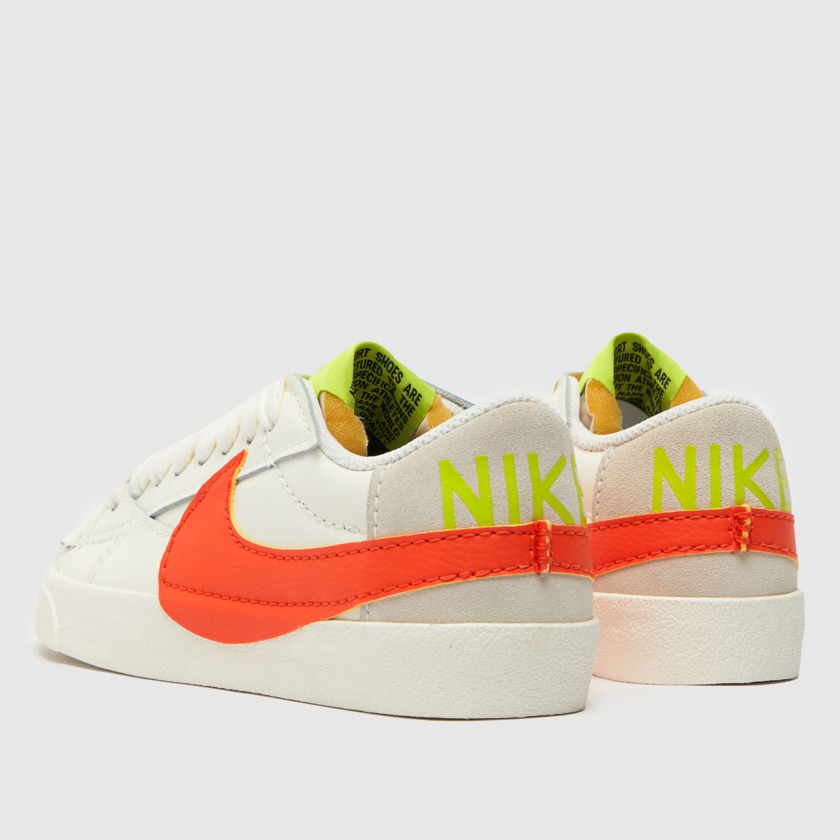 Nike Blazer Low 77 Jumbo Edzőcipő Fehér és Narancssárga Színben