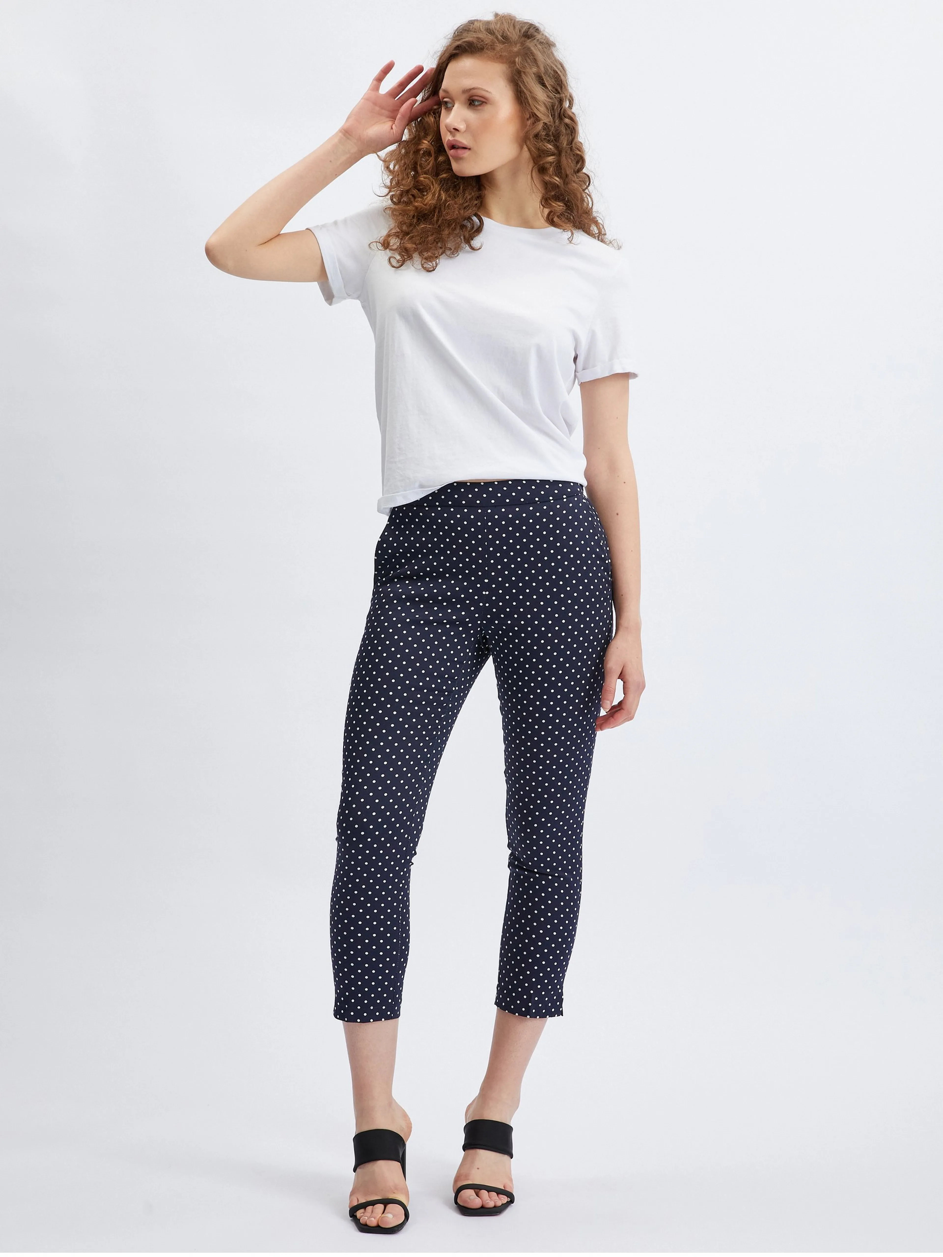 Dunkelblaue dreiviertellange Damen-Tupfenhose ORSAY