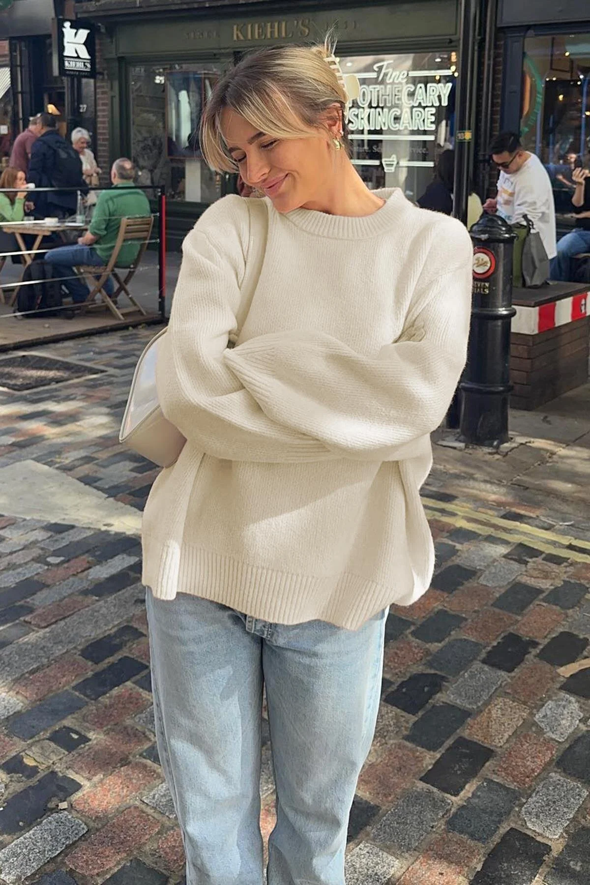 Madmext  Ecrufarbener Oversize-Strickpullover mit Rundhalsausschnitt MG1972