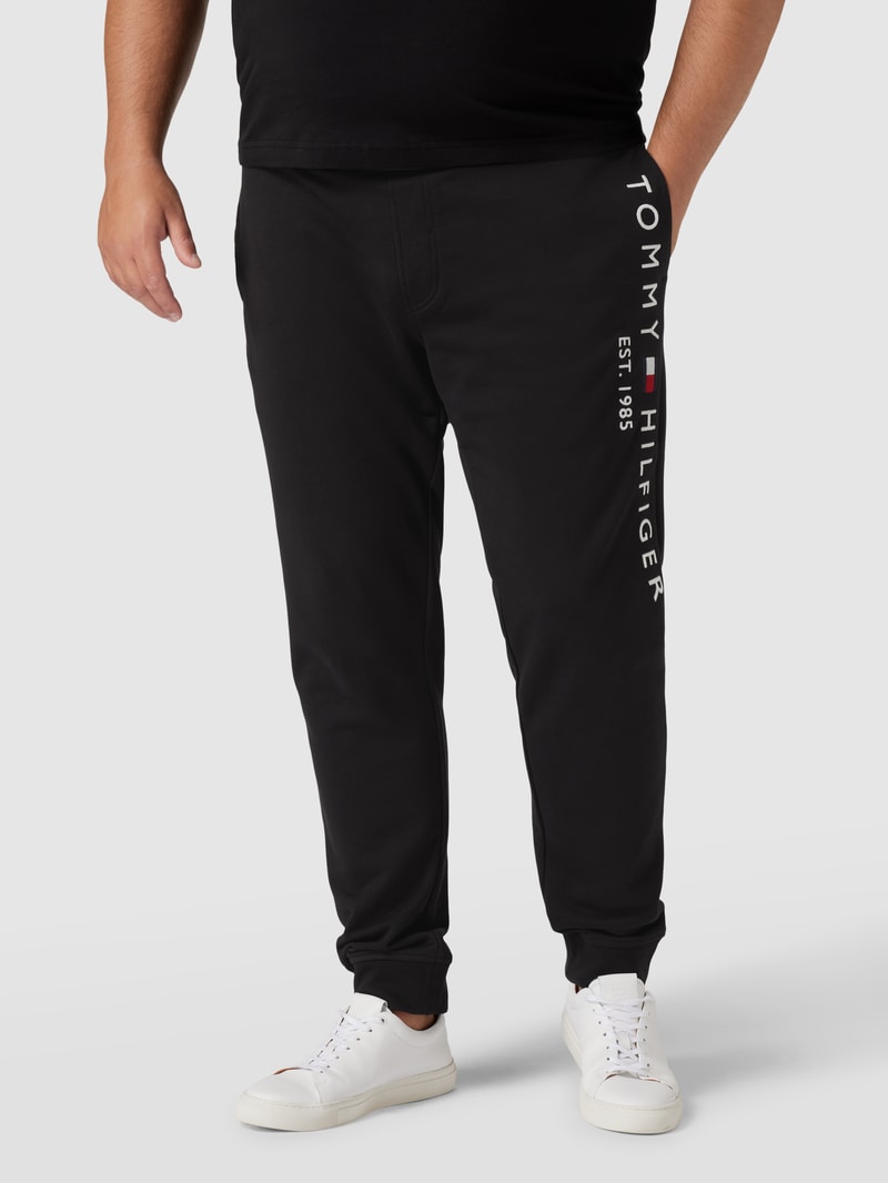 PLUS SIZE Sweatpants mit Logo-Stitching Modell 'TOMMY LOGO' in schwarz