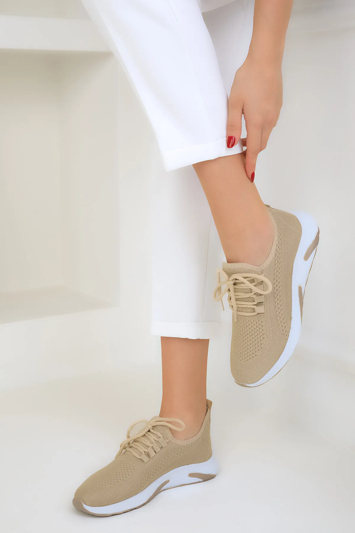 SOHO  Beige Damen Sneakers 18953