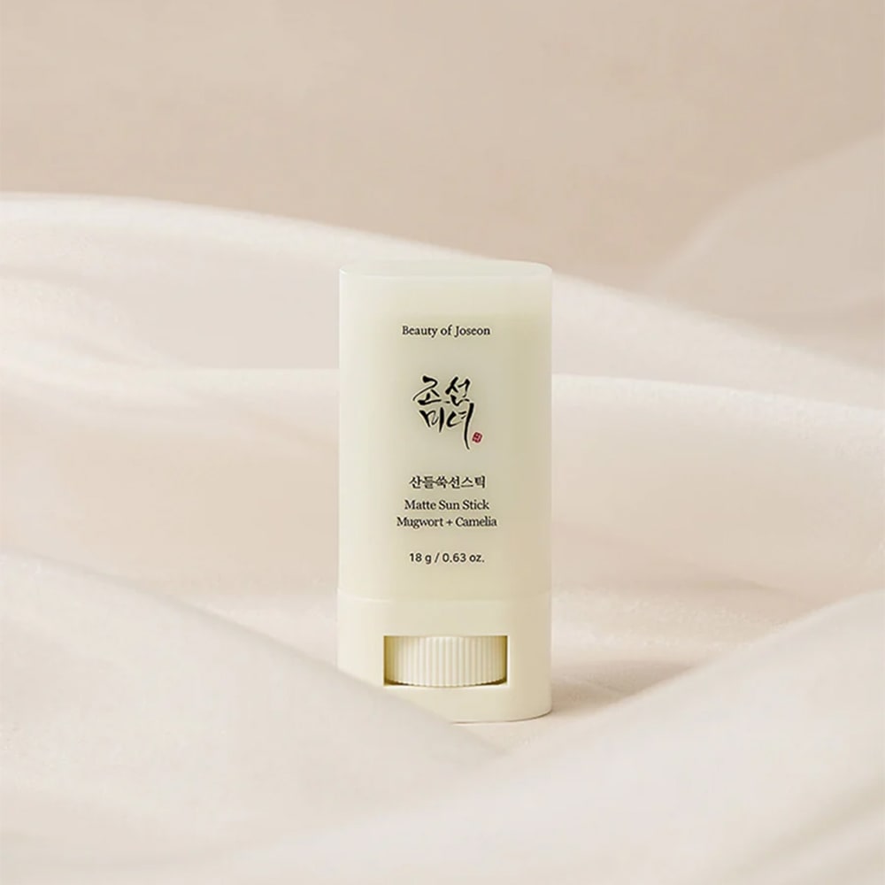 Matte Sun Stick Mugwort + Camelia (SPF 50+ PA++++)