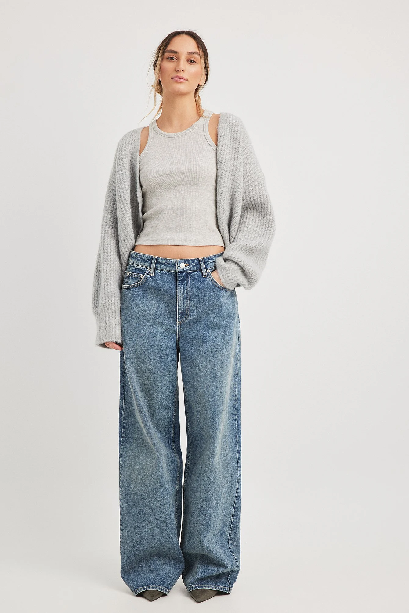 Weite Jeans mit tiefer Taille