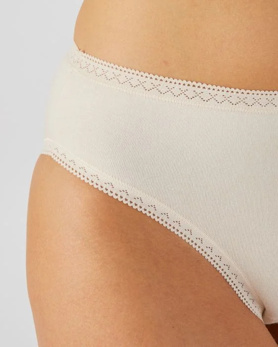 Lot de 3 culottes mini coton stretch + 1 GRATUITE.
