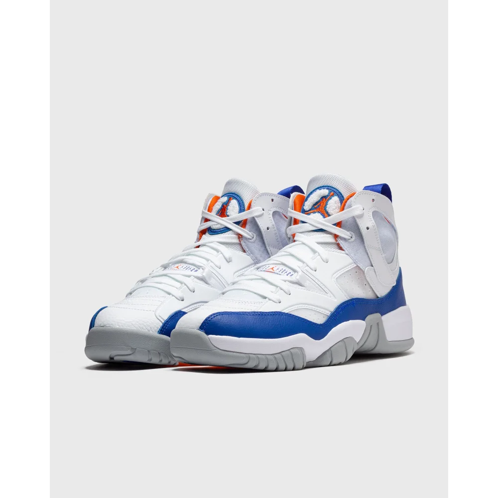 NIKE JORDAN Jumpman Two Trey DO1925-148 / weiss