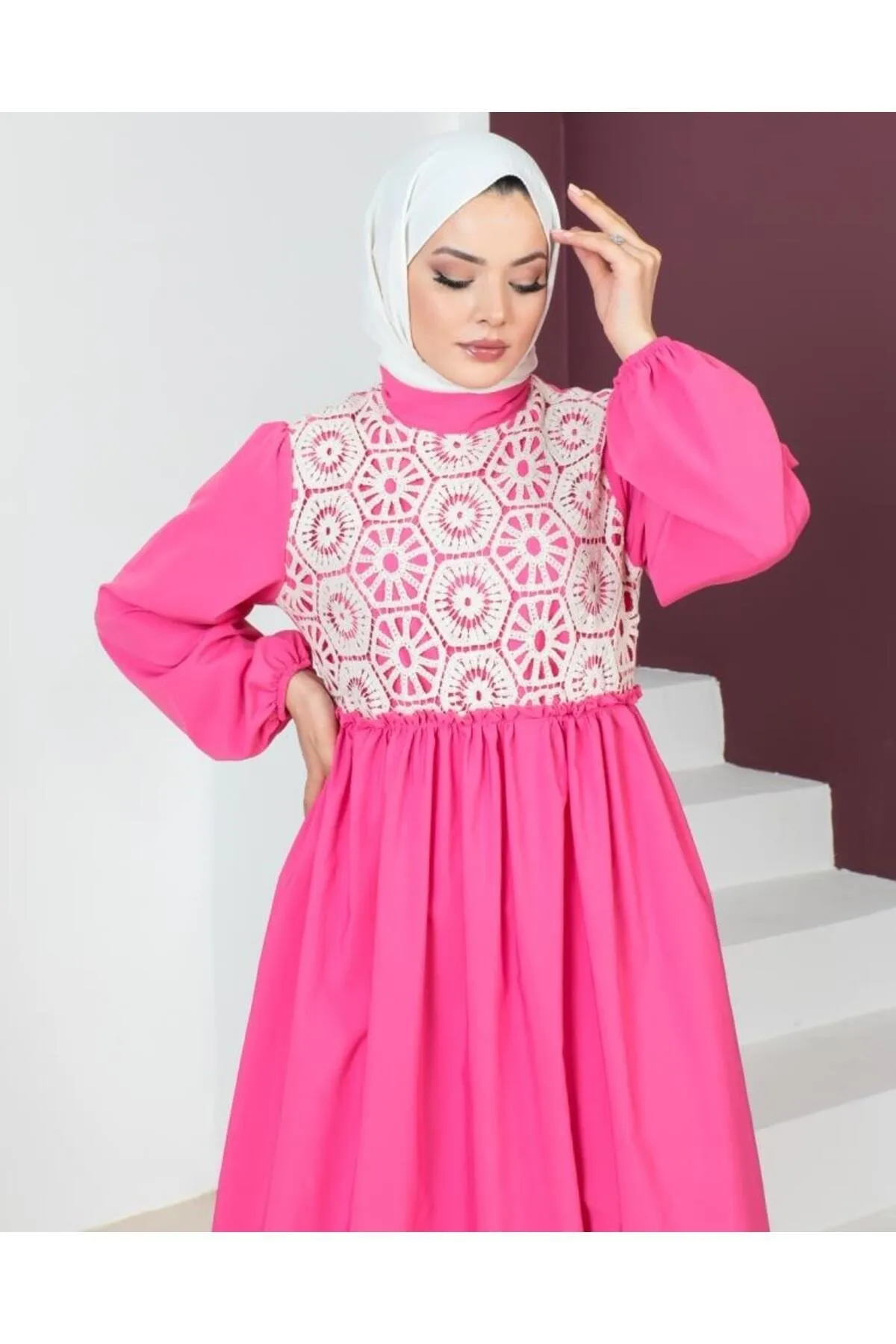 benguen  449 Spitzendetailliertes Hijab-Kleid Fuchsia