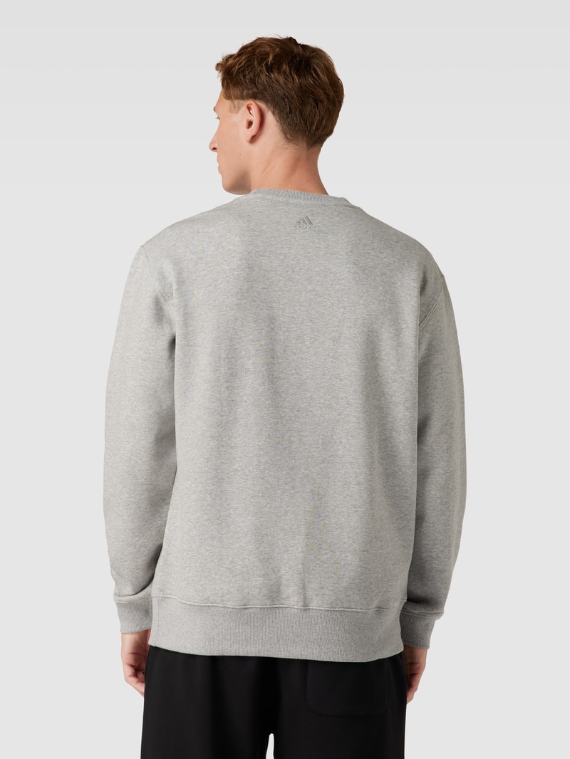 Sweatshirt mit Label-Print in mittelgrau meliert
