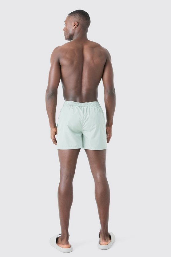 Kurze Badehose mit Druckknöpfen