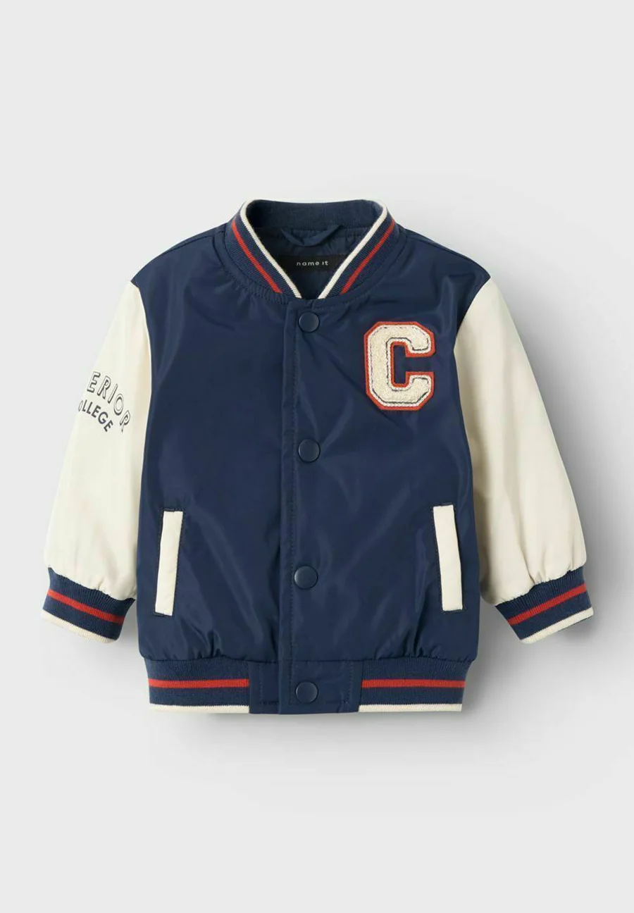 Chaqueta bomber con nombre