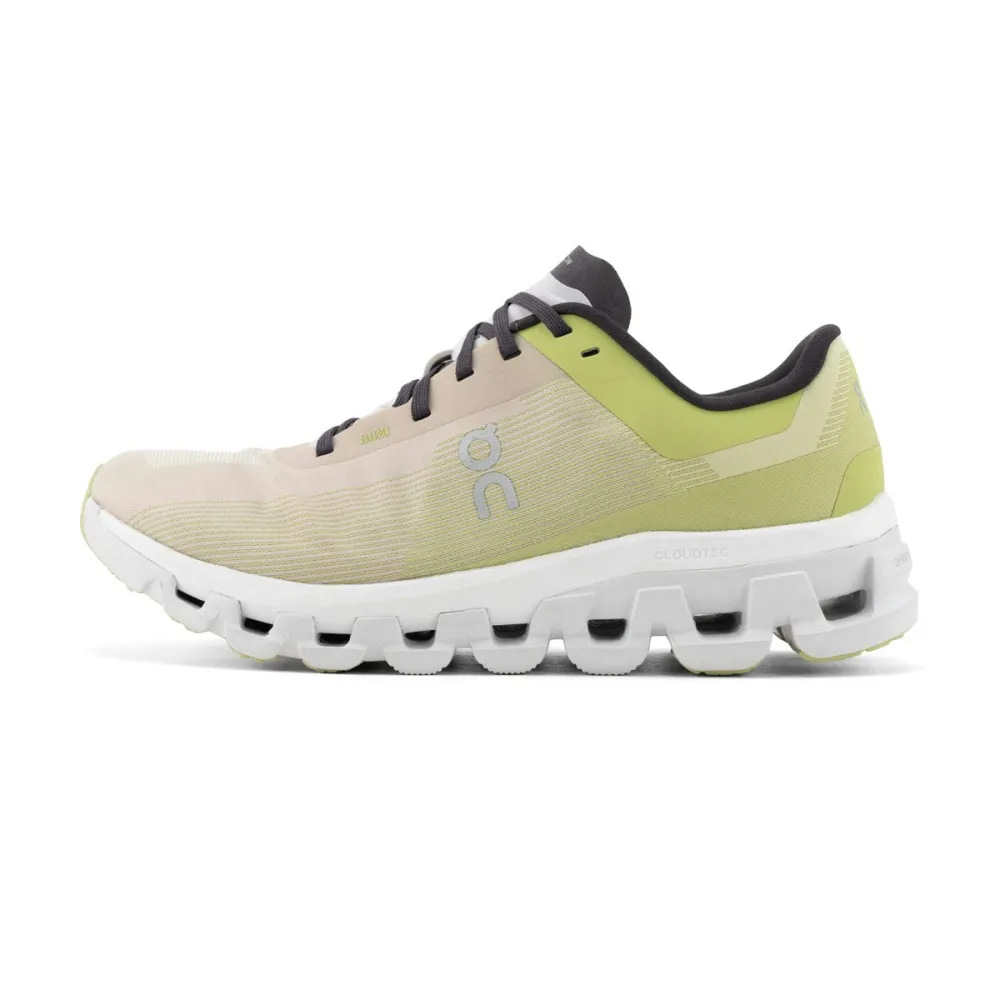 ON Cloudflow 4 3WD30112311 / braun
