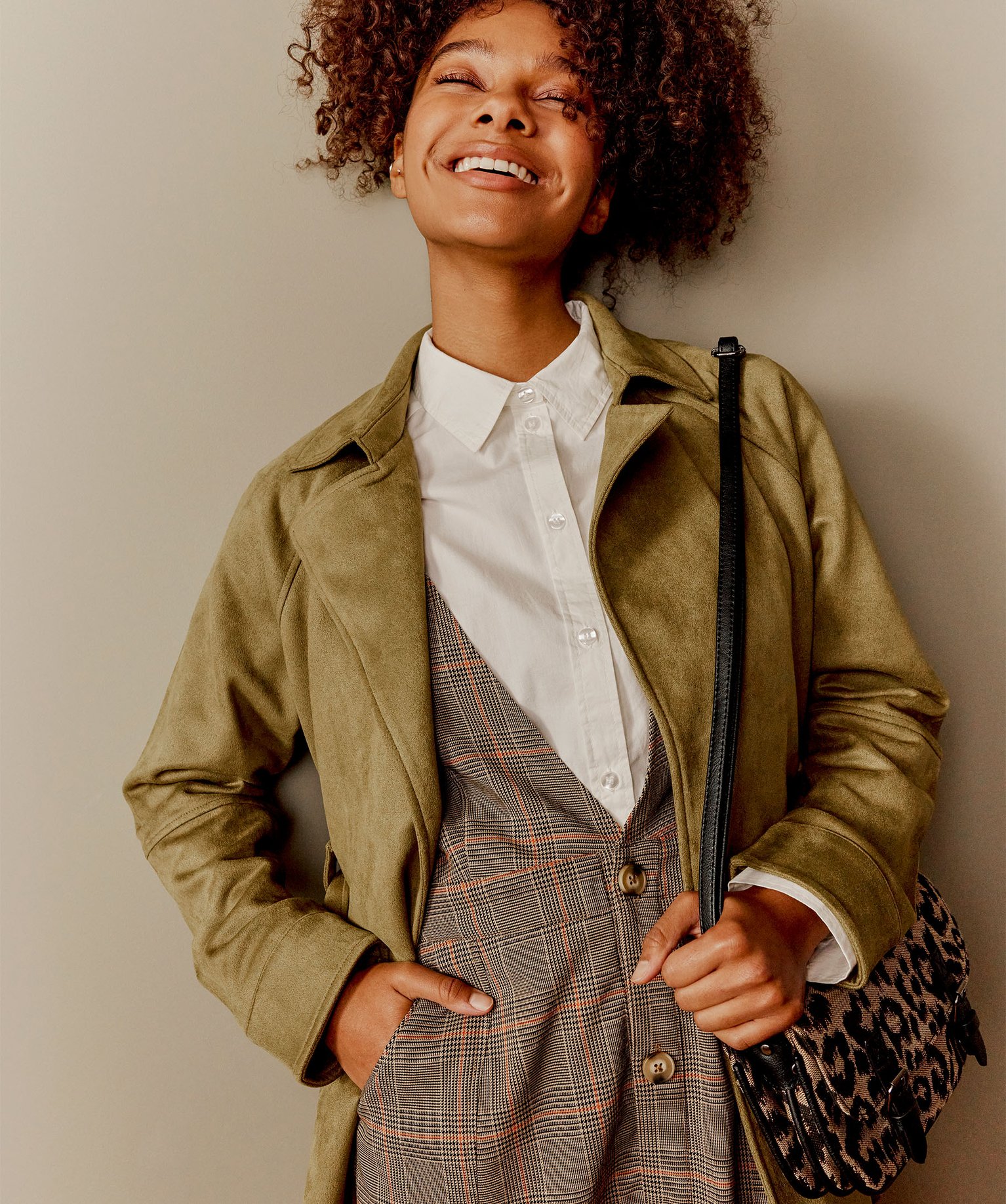 Manteau trench en suédine avec ceinture femme kaki | GEMO